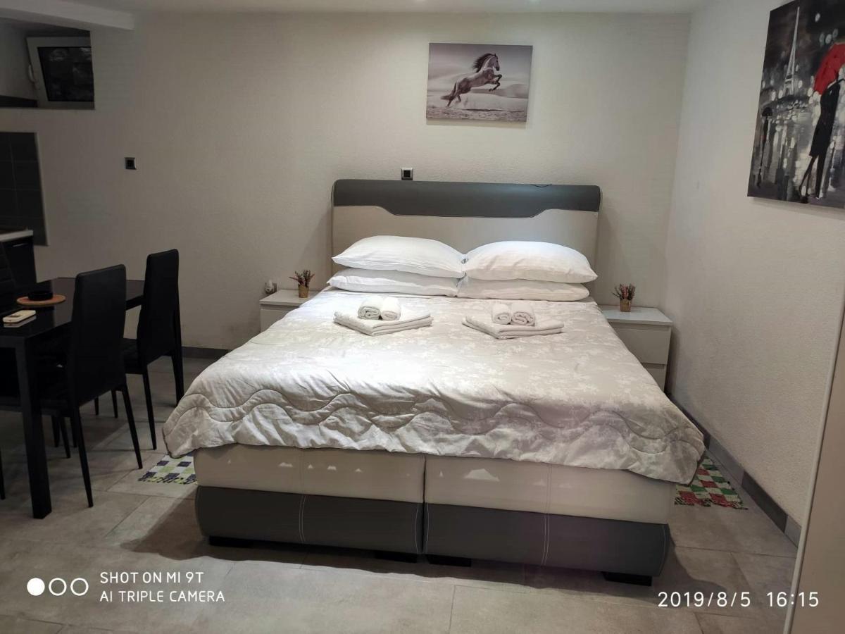 קרס Apartament מראה חיצוני תמונה